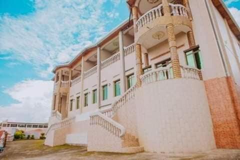 Tony'S Place جيسايني المظهر الخارجي الصورة